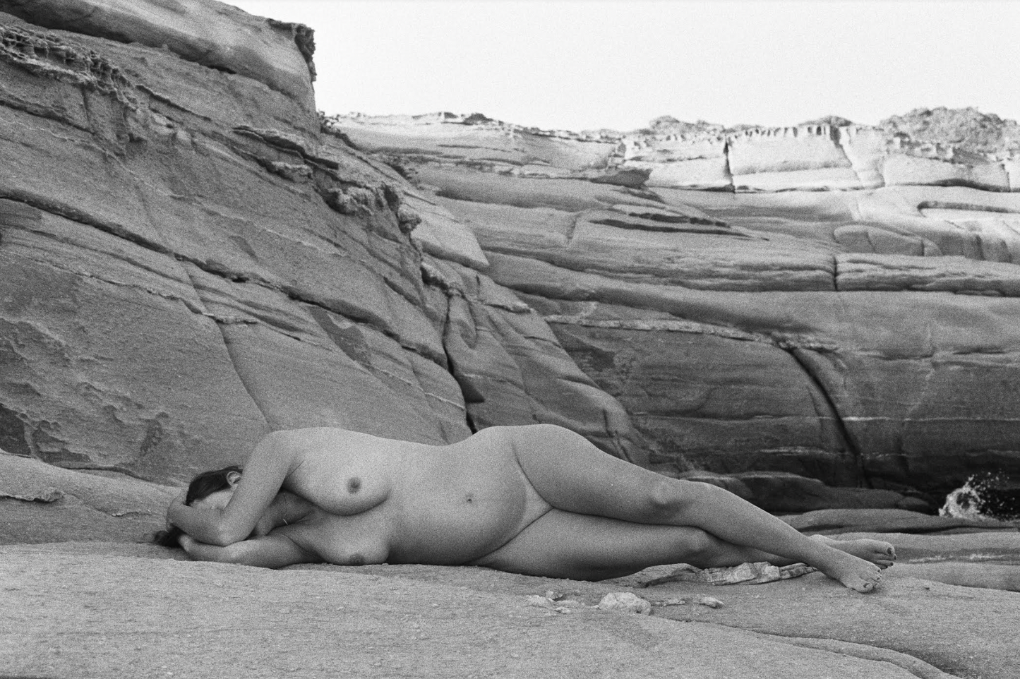 Motherhood - Luana Bassil